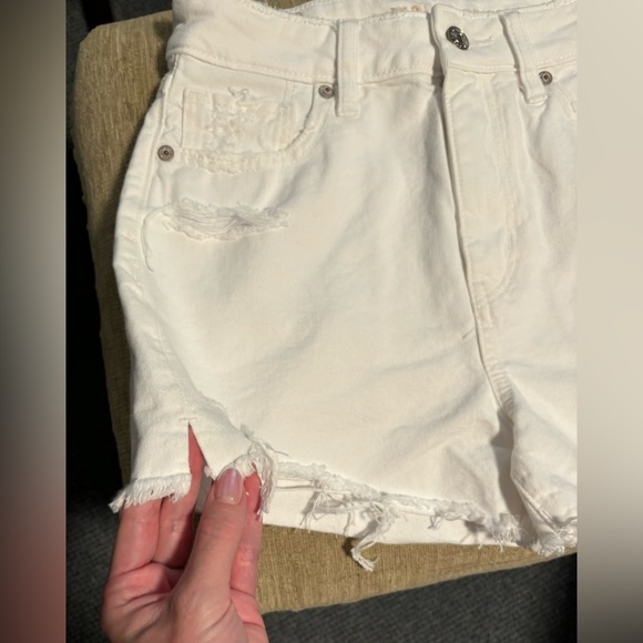 American Eagle White Jean Shorts - Picture 3 of 5
